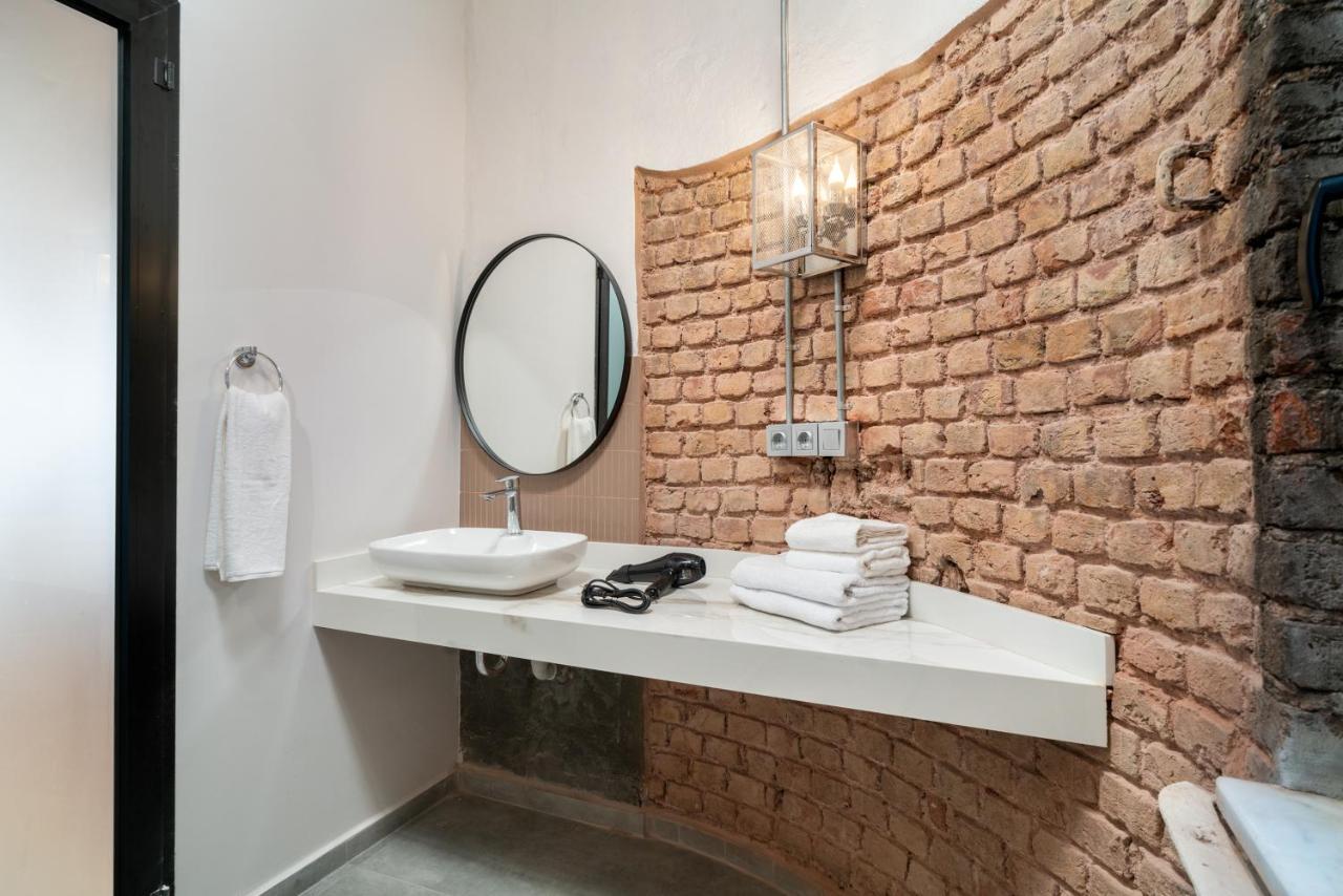 Urban Quarters - Bueklue Han Istanbul Bagian luar foto
